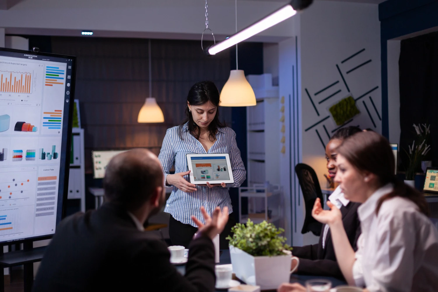 Marketing & Sales